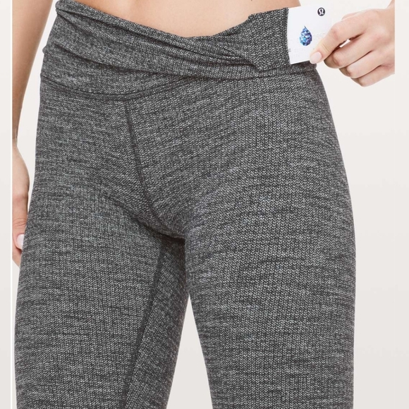lululemon athletica Pants - Lululemon Wunder Under High RiseTight